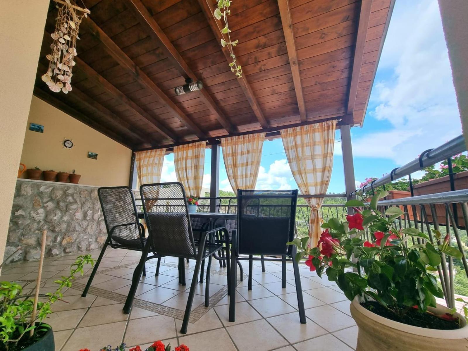 Apartment Paula Jadranovo Εξωτερικό φωτογραφία
